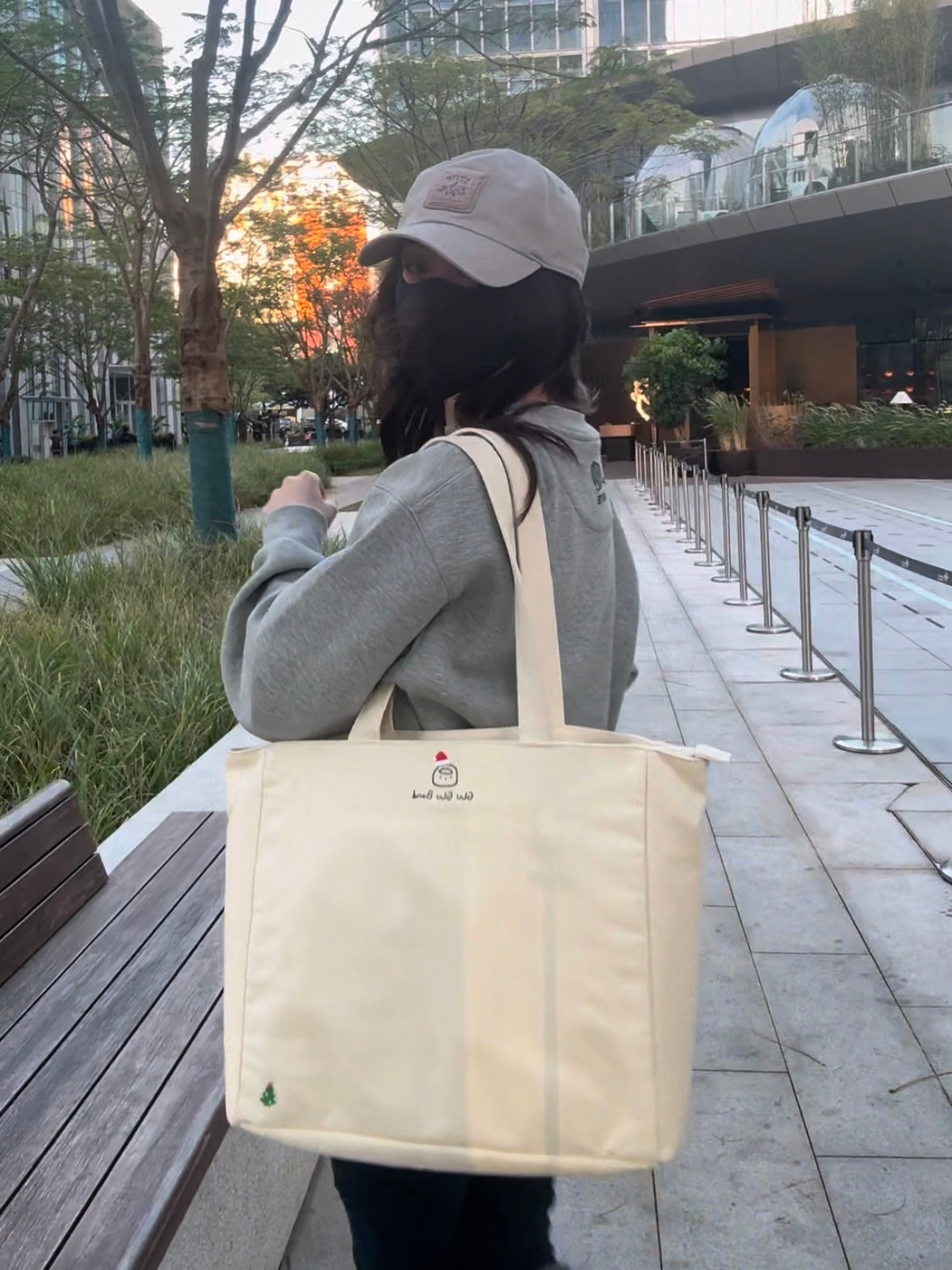 16IN Canvas Laptop Tote Bag with Trolley Sleeve