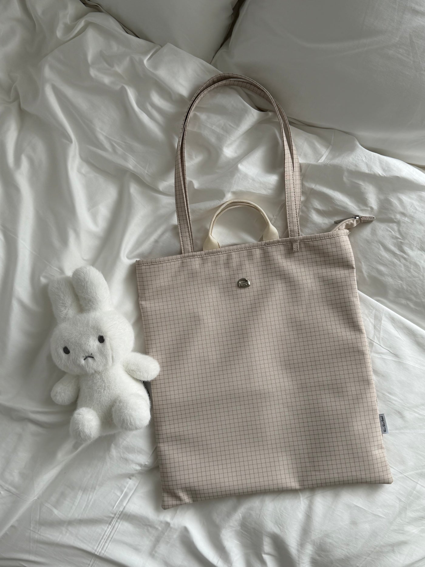 Vertical Tote